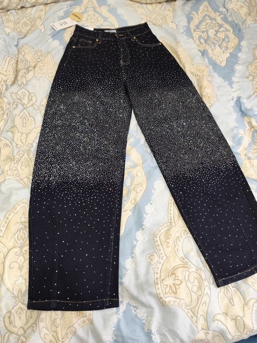 Blugi cu pietre baloon fit
