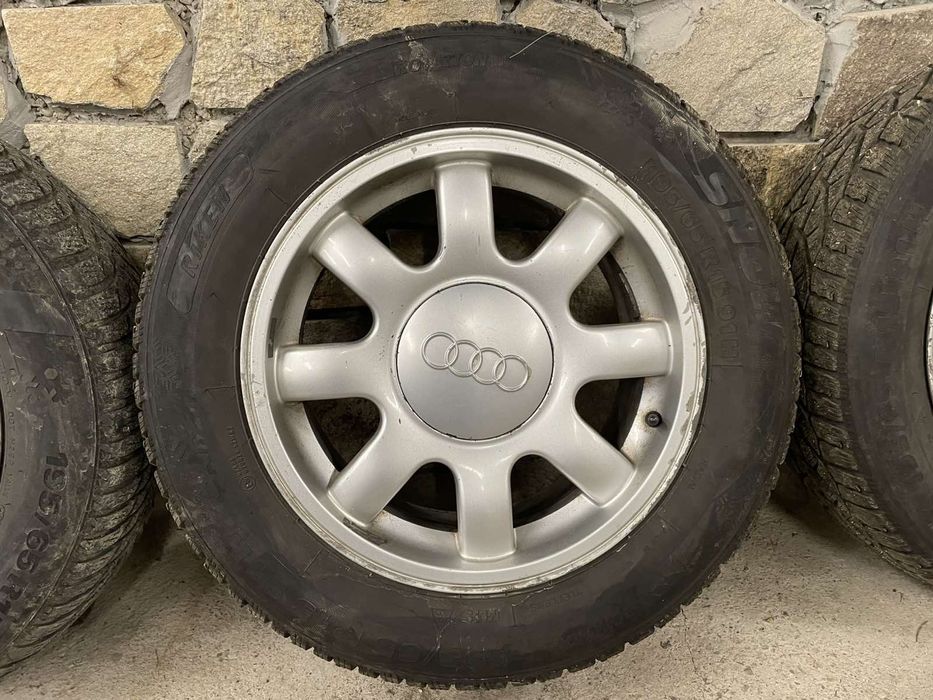 Комплект джанти с зимни гуми 15ки за Ауди А4.
