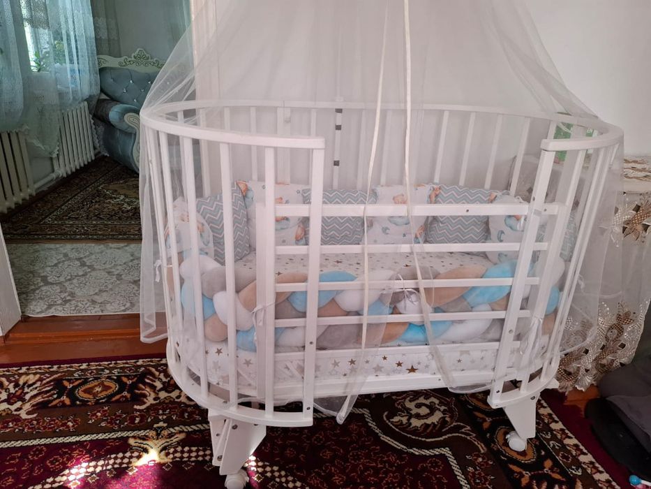 Продам детскую кроватку новую
