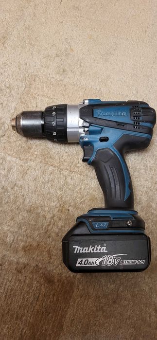 Makita DHP458 Masina de gaurit si insurubat cu percutie fuctionala