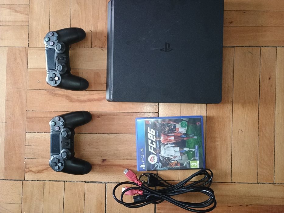 Playstation 4  slim