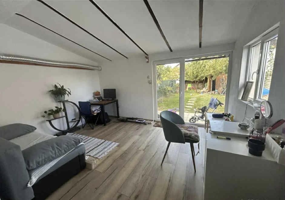 Direct Proprietar Vand Duplex Utvin