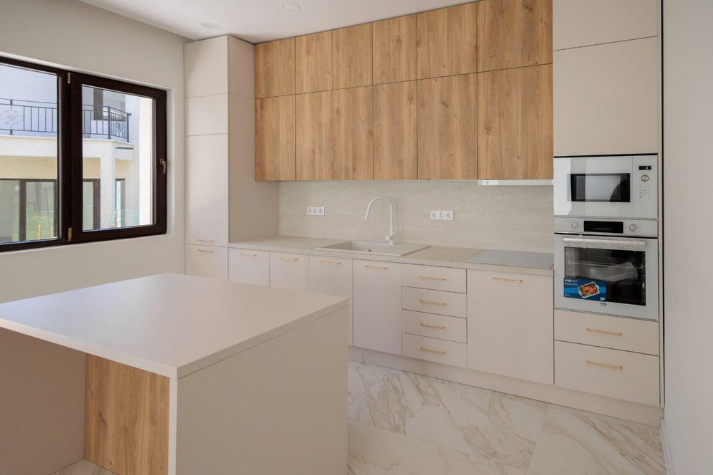 Продава се Къща в Бургас, Сарафово - 165 кв.м за 1940 €/кв.м - Снимка #11