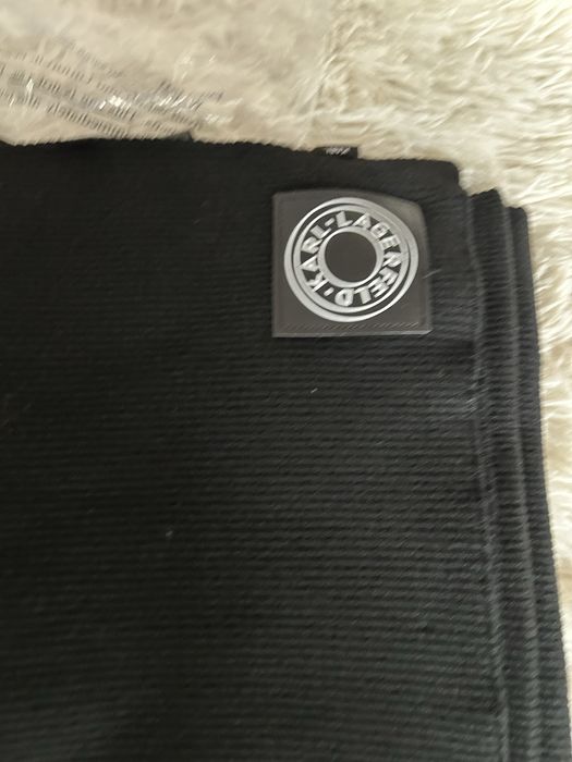 Set fular sapca Karl Lagerfeld