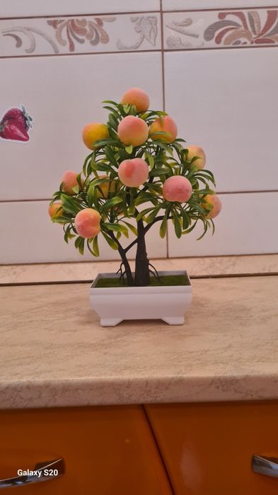 Искусственные цветы для офиса и дома