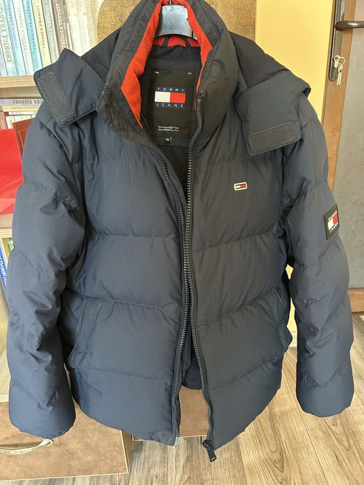 Tommy Jeans Geaca de puf,  de iarna ,barbati Pret Negociabil