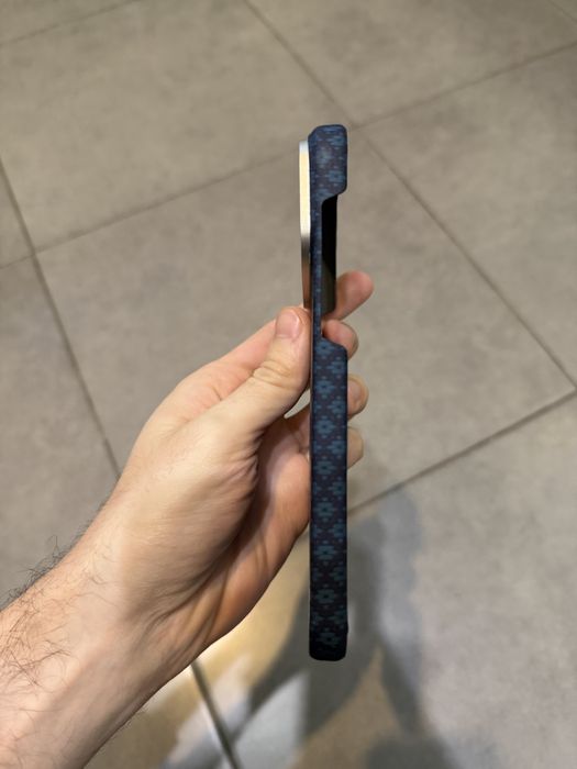 Husa iphone 17 pro max Kevlar Benks pitaka kevlar