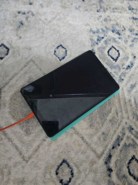 планшет Samsung Galaxy Tab A