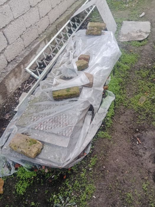 Опалубка сотилади