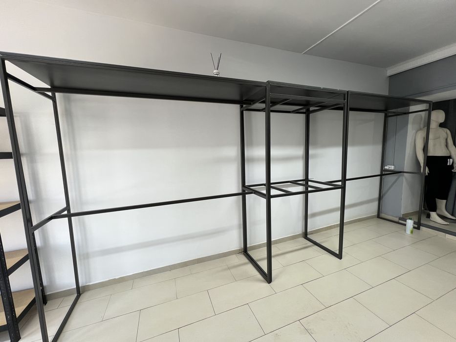 Mobilier magazin haine