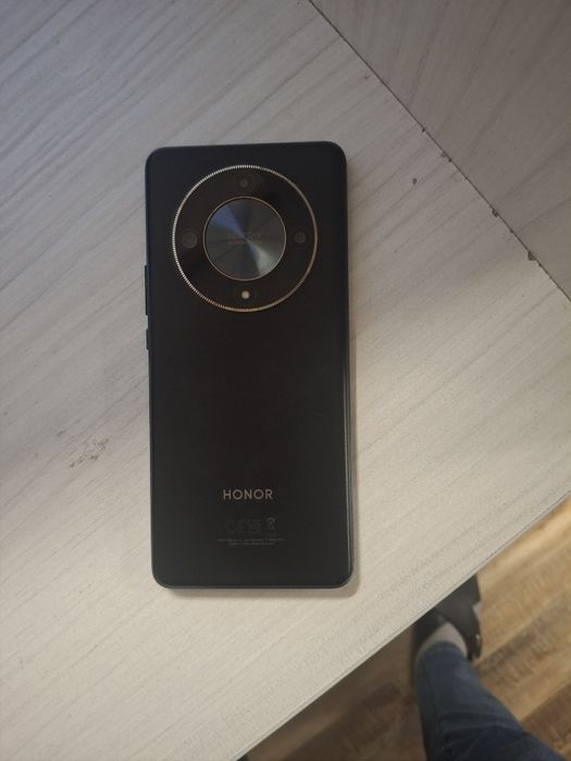 Xonor x9b Holati juda yaxshi aybi umuman yo'q karobka dakumenti bor...