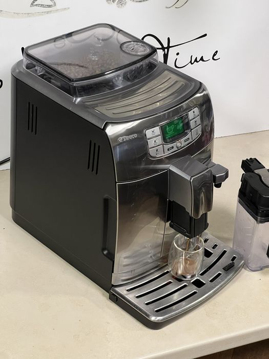 Кафемашина кафе автомат Saeco intelia evo Latte+ с гаранция