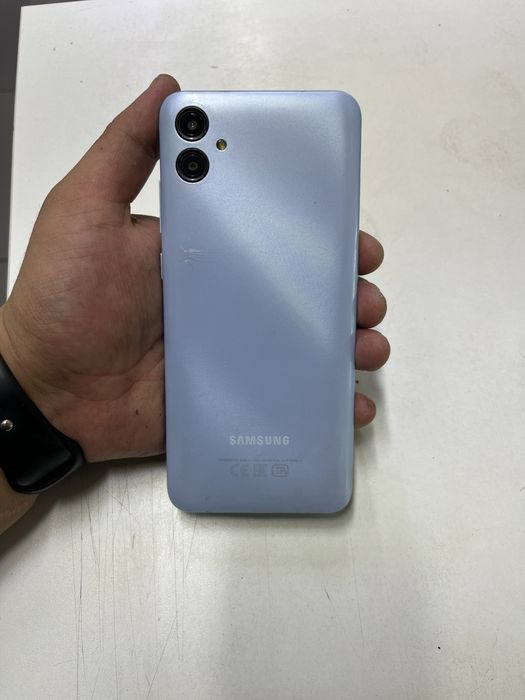 Samsung A04e в идеальном состояний