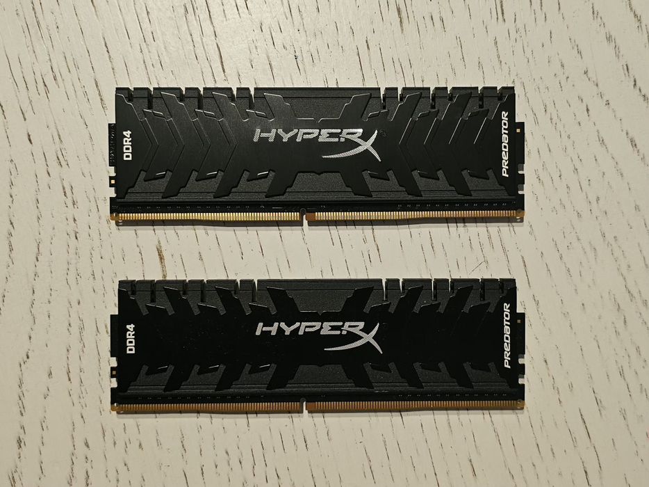 Kingston HyperX Predator 16gb DDR4 3000MHz CL16