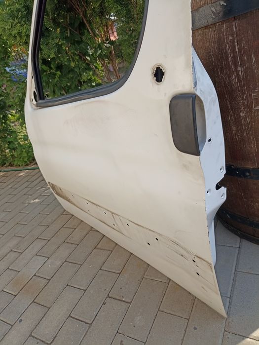 Portiera stânga față Peugeot partner Citroen berlingo