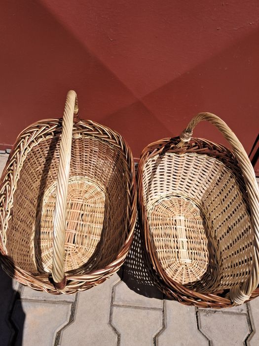 Cos de nuiele împletit,  cu maner