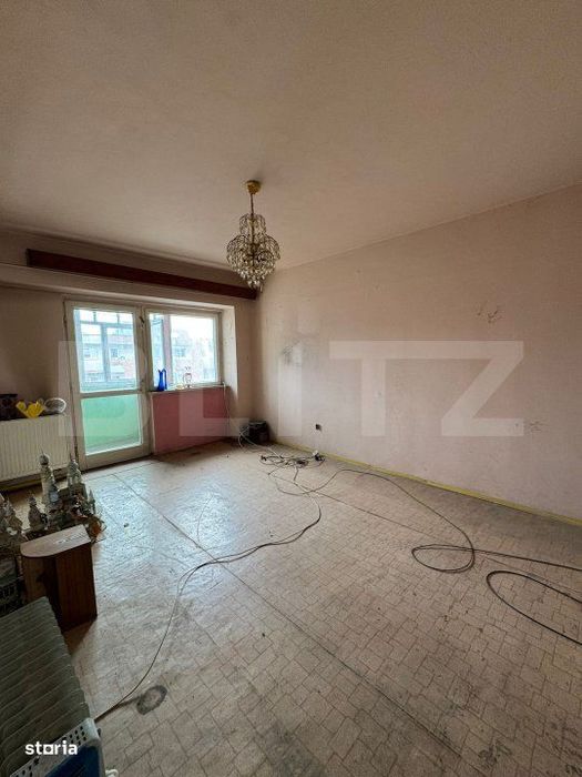 Apartament 3 camere, 64 mp, renovabil, zona Centrala!