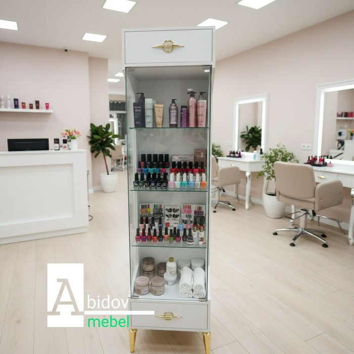 Витрина, стеллаж ,пенал шкаф салона красоты — стиль и функциональность
