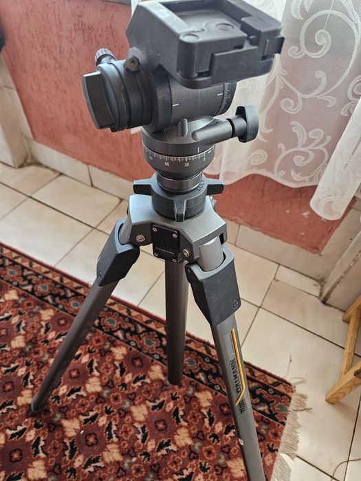 немски статив Cullmann Titan CT 110