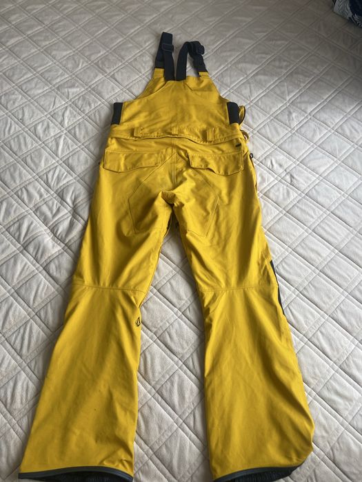 Продам!Горнолыжный костюм VOLCOM!