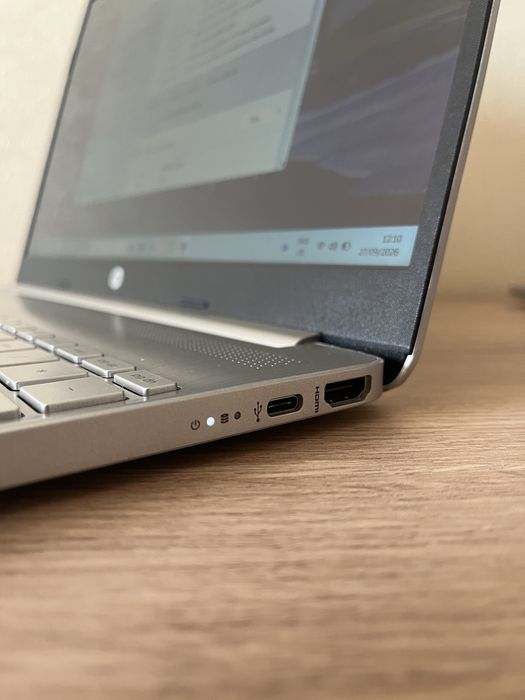 Ноутбук HP, 16 ГБ ОЗУ