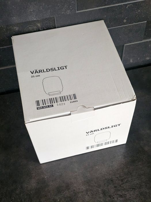 Vază nouă, Ikea, cu suport lemn