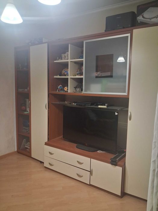 Шкаф для гостинной под ТВ