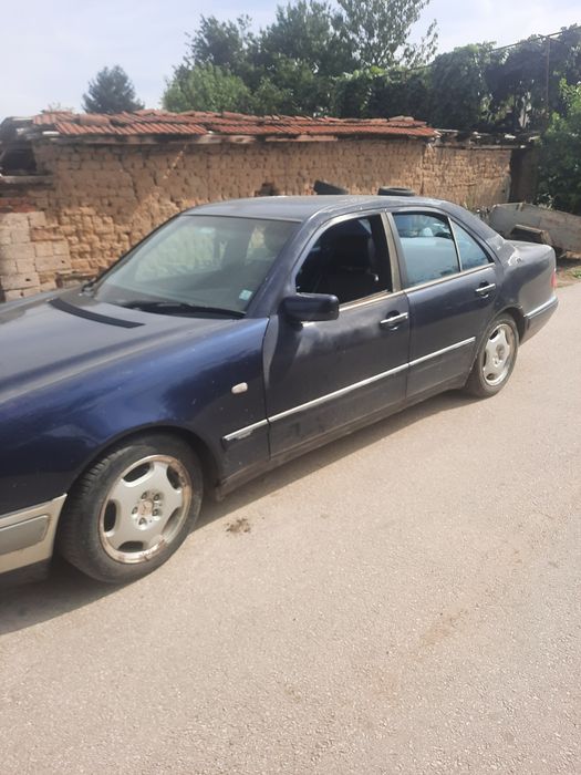 Mercedes Е 200 w210