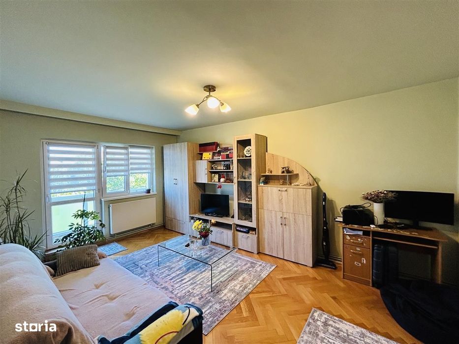 Apartament în Sibiu – 3 camere decomandate, 2 băi și 2 balcoane — fotografia 2