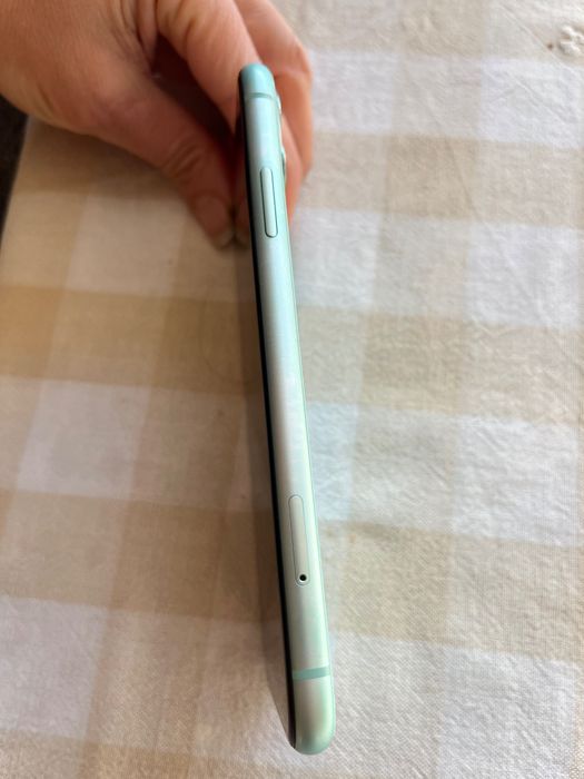 iPhone 11 зелен, 64 Gb