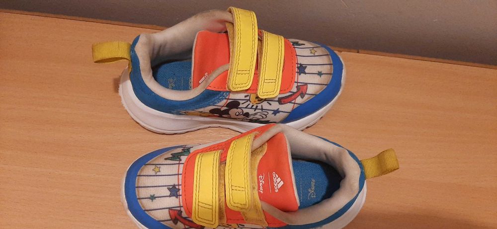 Adidas Disny  маратонки