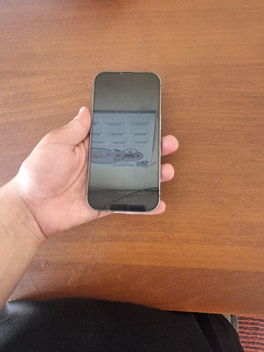 Iphone 14 pro pruple