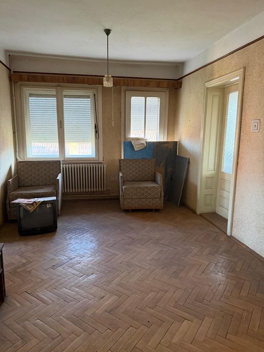Casa de vânzare în Alesd, strada Cloșca