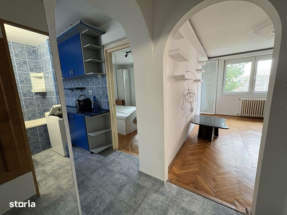 Apartament doua  camere , str Iza ,Rogerius