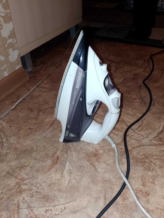 Продам Утюг рабочий