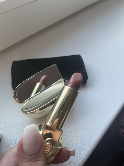 Guerlain кълъф за червило