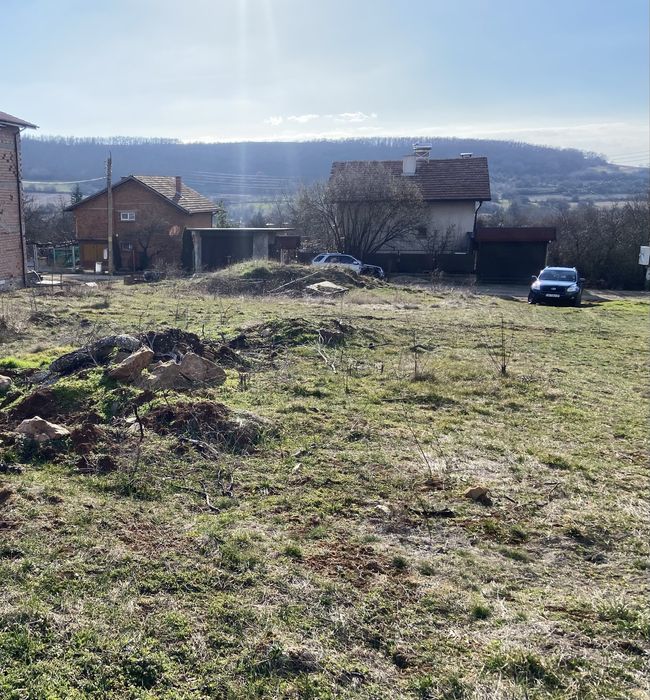 Парцел УПИ - за продажба