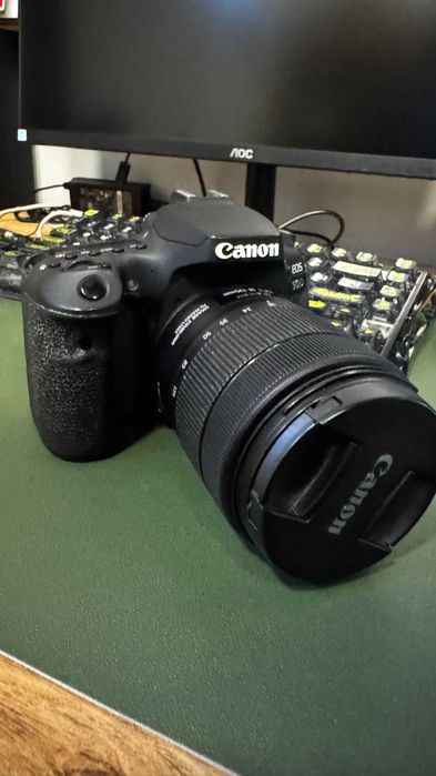 Камера Canon EOS 90 D