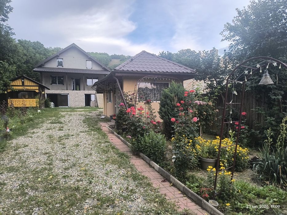 Proprietar vând casă nouă foarte  aproape de oraș