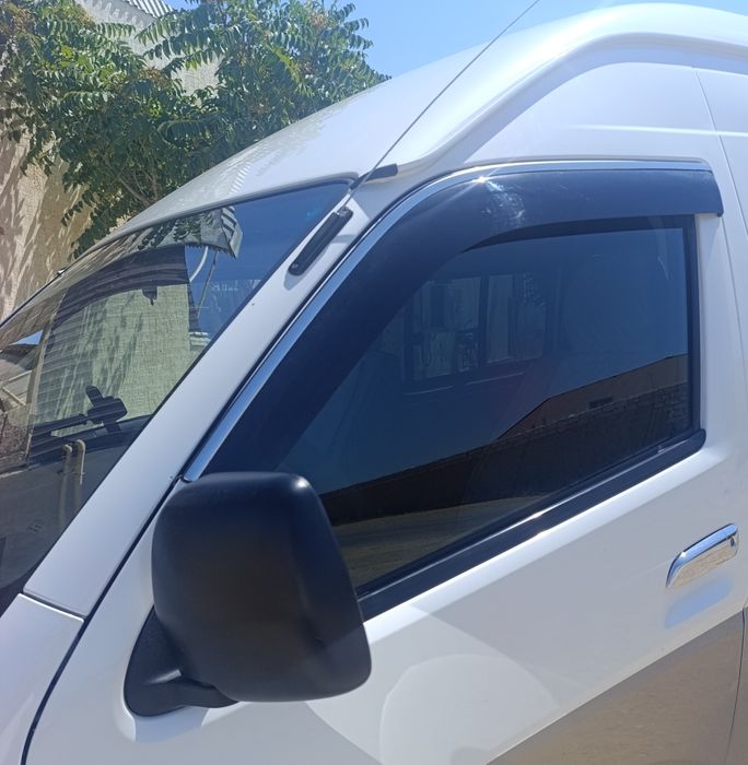 Ветровики Тойота Хайс