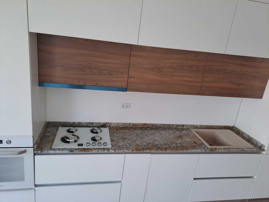 Blat de bucatarie din granit