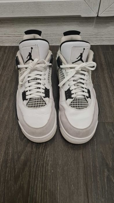 Jordan 4 Retro 'Military Black'