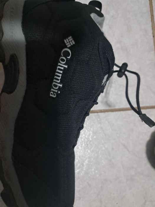 Ghete, adidași, papuci , Columbia.nr 34