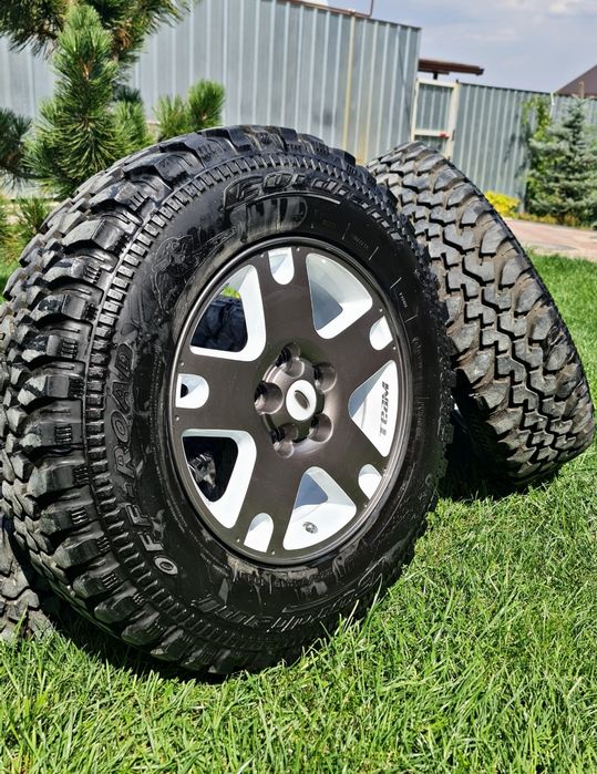 Диски с грязевой резиной R16