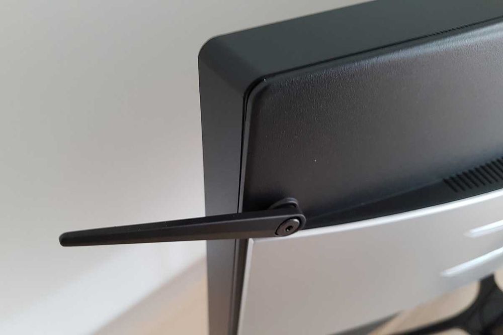 Монитор  AOC Agon AG352UCG6 - 35" Curved 120Hz Gaming Monitor with G-Sync & Shadow Control