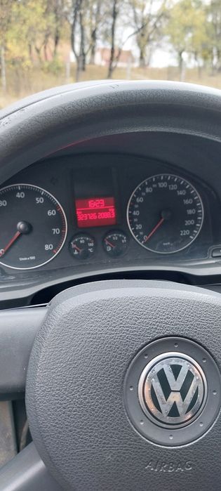 VOLKSWAGEN Golf 2004 — imagine 4