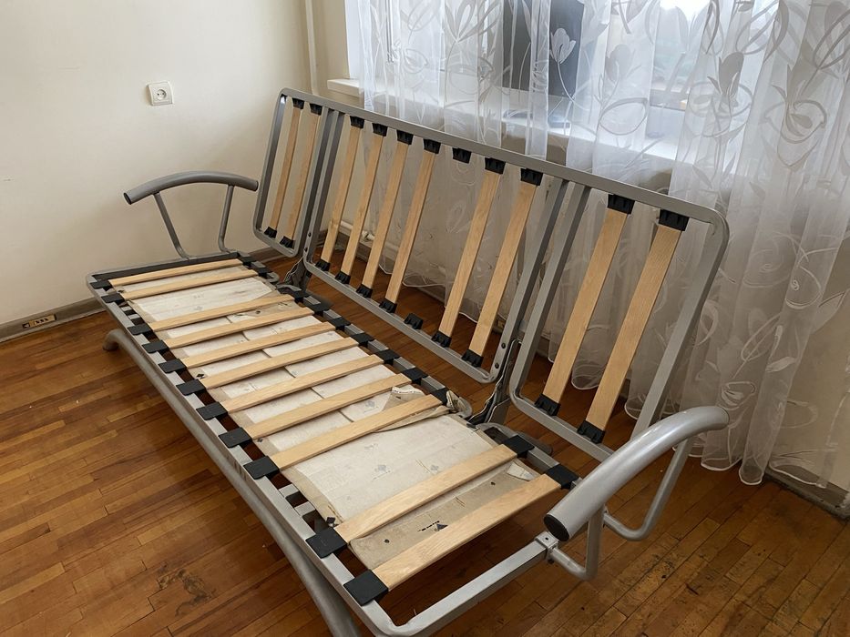 Железный диван раздвижной