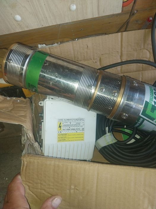 Pompa submersibila