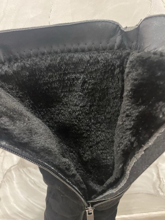 Продам зимние сапожки.