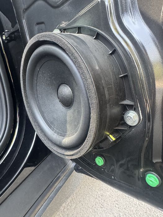 Передный колонки от BYD han 16см